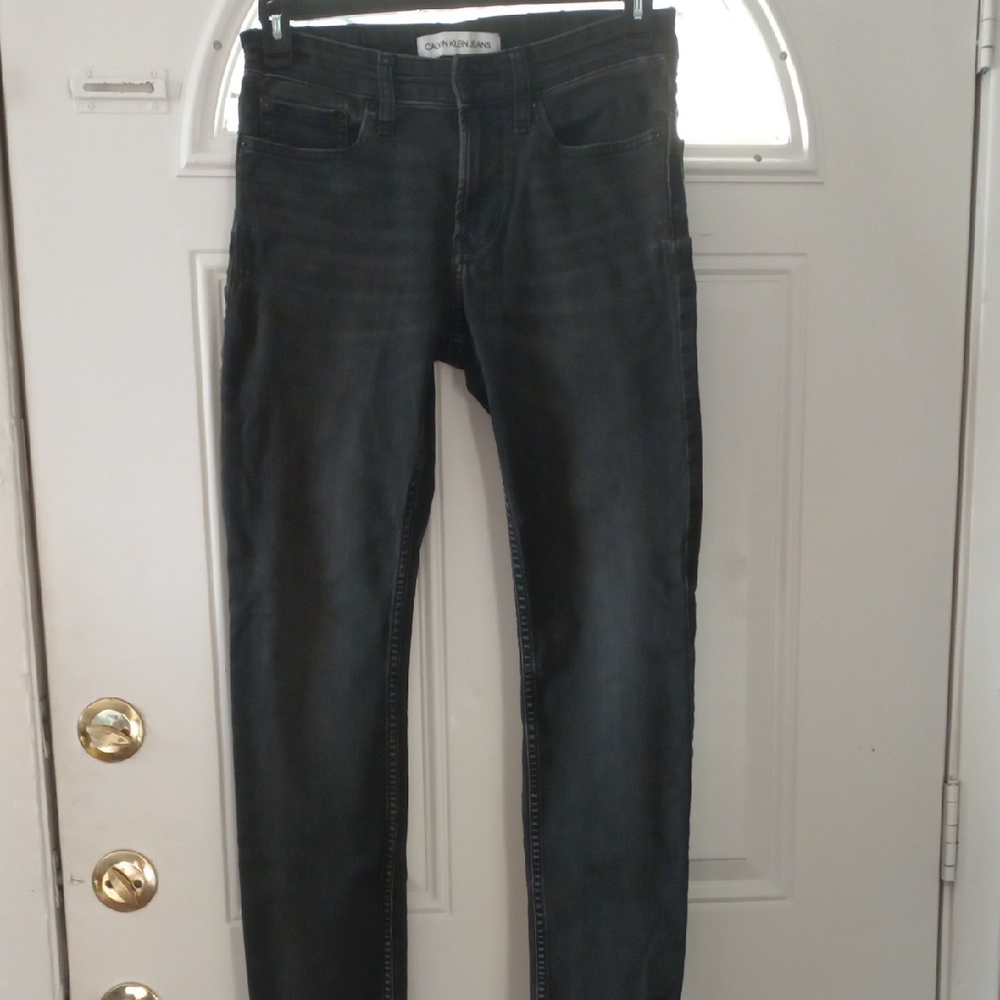 CALVIN KLEIN JEANS.
